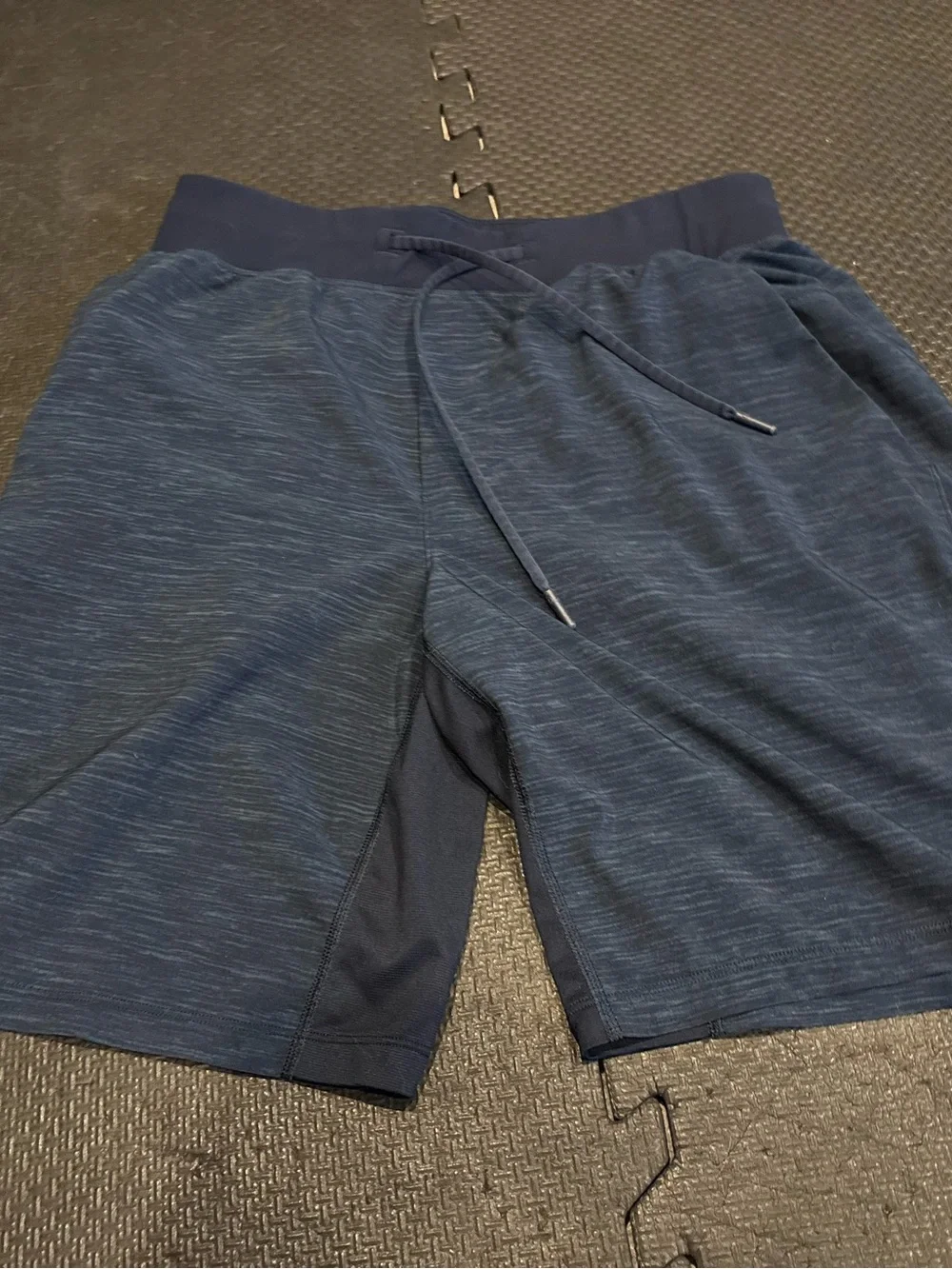 Lululemon T.H.E Linerless Mens Blue Shorts 9